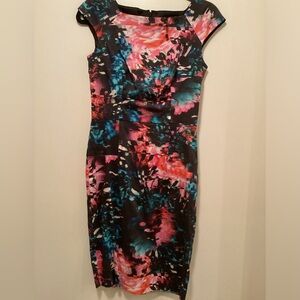 French Connection Black Floral Size 4 Cocktail Retro Fitted Shift Dress